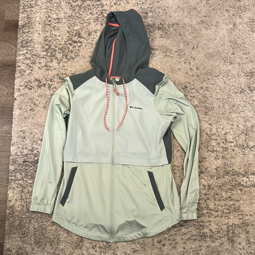 Columbia zip up